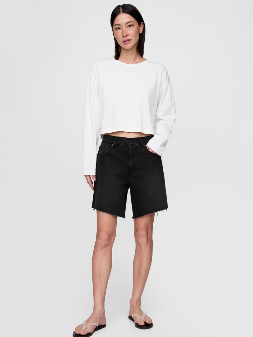Gap 8" Loose Bermuda Mid Rise Shorts
